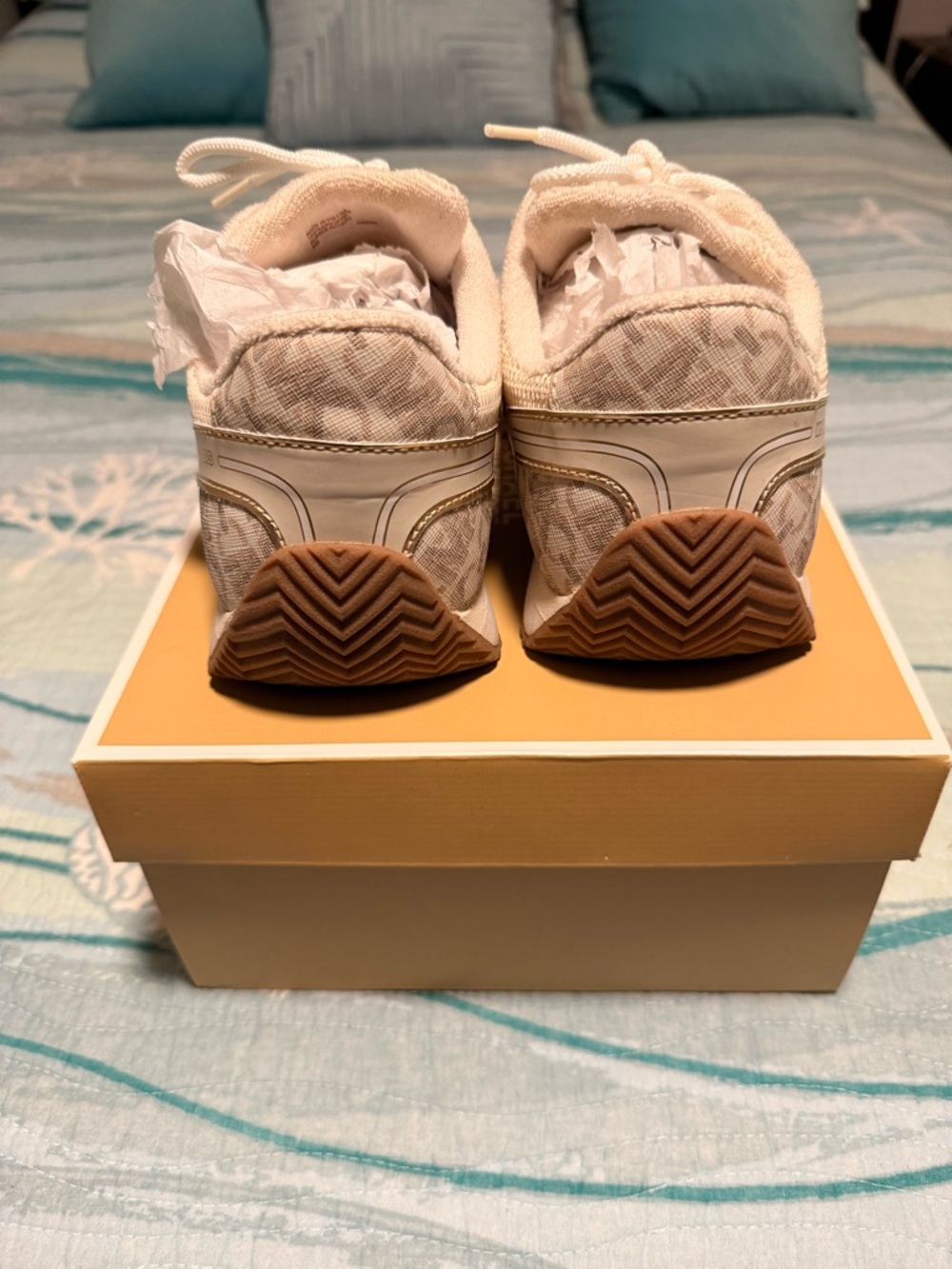 Michael Kors Byrdie Trainer Women’s Cream & Gold Athletic Sneakers - Picture 6 of 8